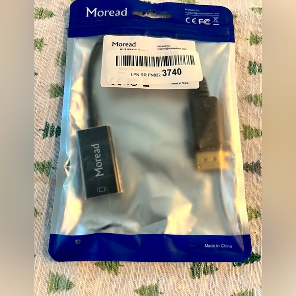 Moread HDMI to DisplayPort Adapter - Picture 1 of 4